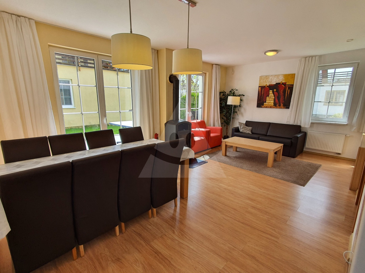 5-Izb. Rodinný dom na predaj, vhodný na bývanie alebo rekreáciu, obec Vlašky