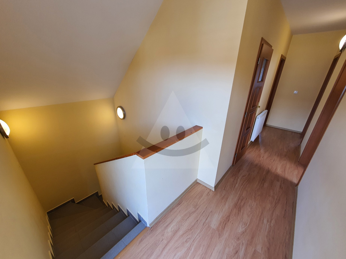 5-Izb. Rodinný dom na predaj, vhodný na bývanie alebo rekreáciu, obec Vlašky