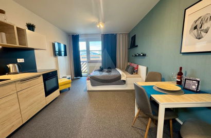 Apartment with parking near Aquapark Bešeňová – Fully Furnished