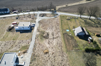 Land for sale, Turík