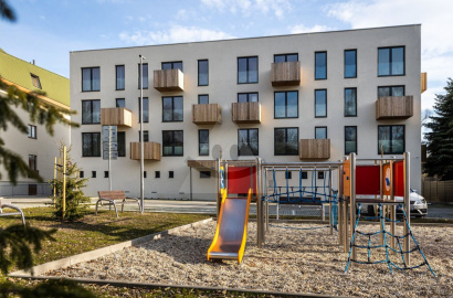 Prenájom 2 izbového apartmánu v Bešeňovej